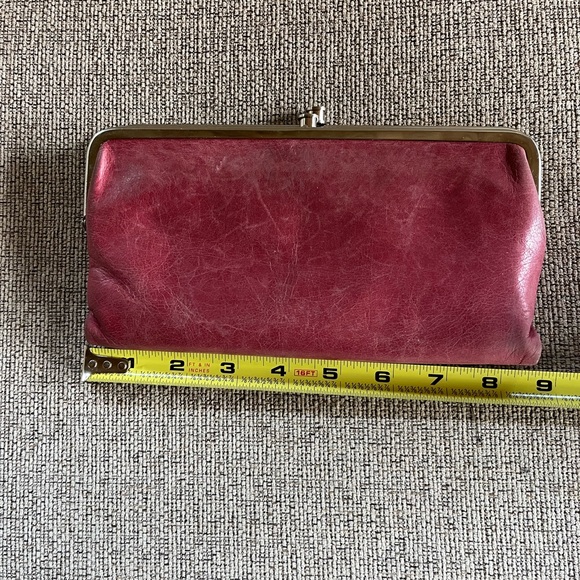 Hobo Lauren Wallet - Picture 7 of 9